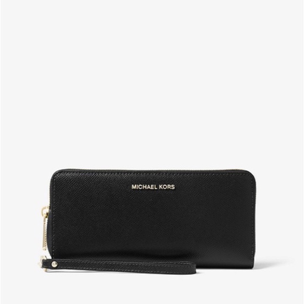 Michael Kors Leather Wristlet in black